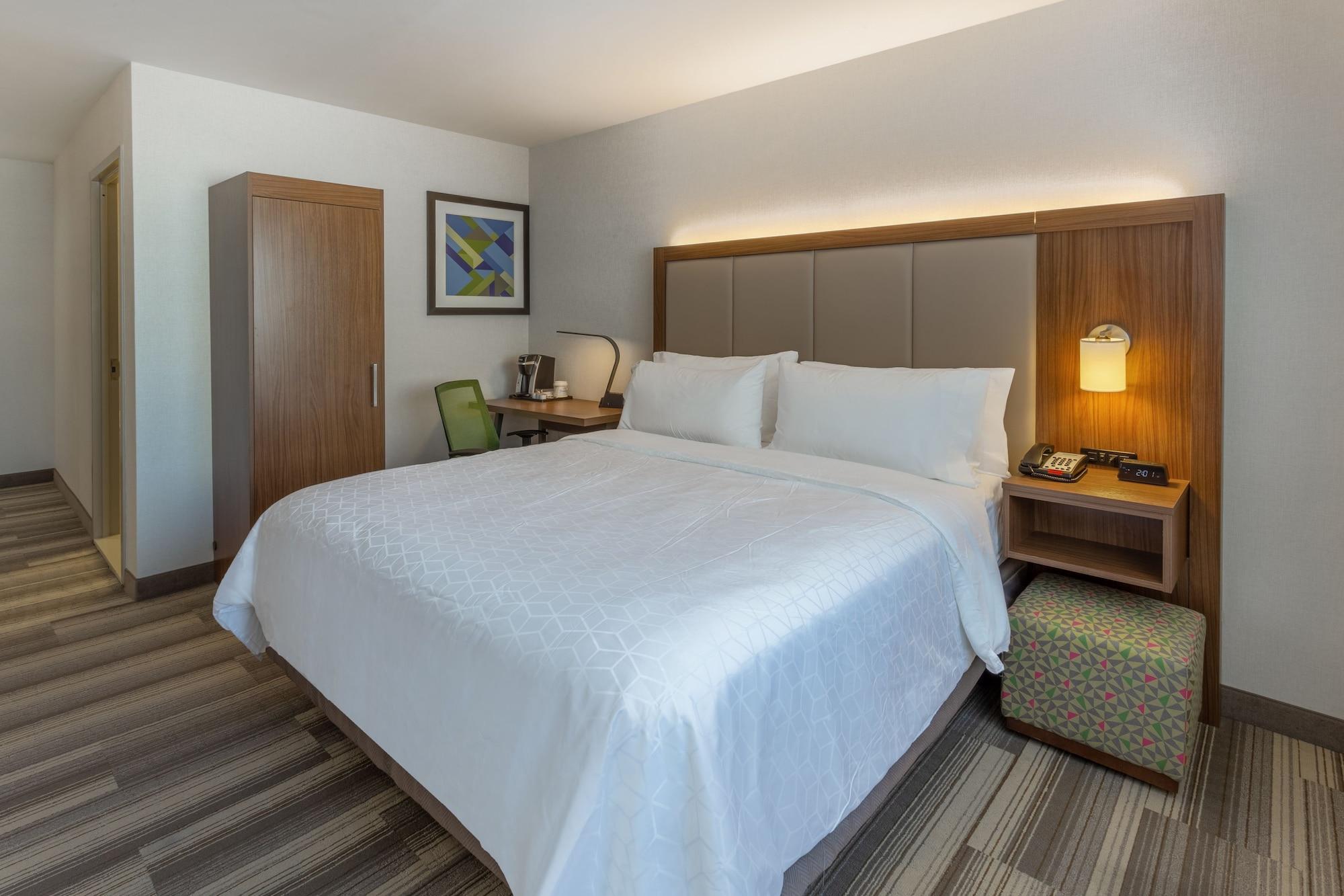 Express Laguardia Airport, An Ihg Nova York
